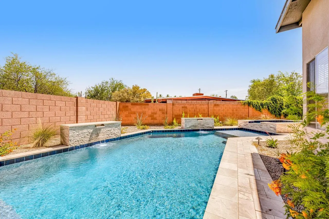 Slice Of Paradise Scottsdale 0*,